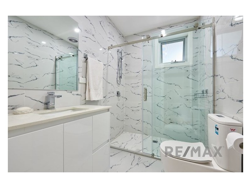 27 Edinborough Street, Hallam VIC 3803