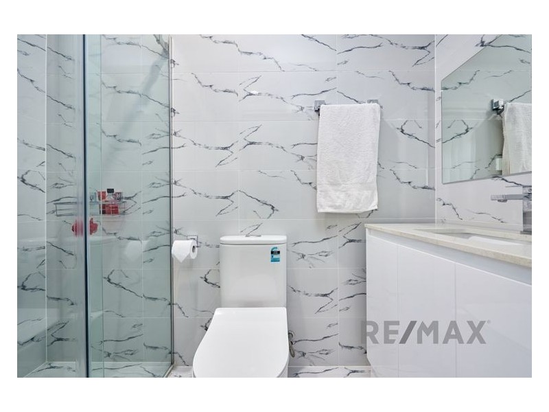 27 Edinborough Street, Hallam VIC 3803