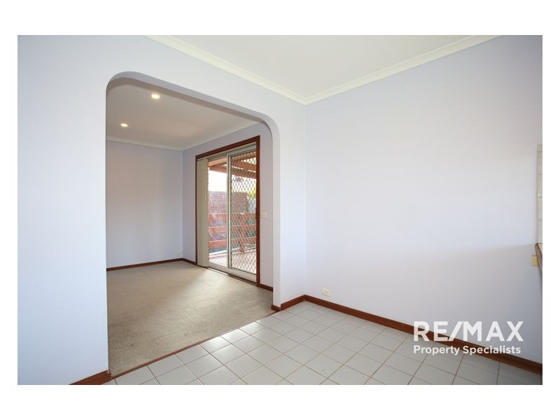 2/64 Arthur Phillip Drive, Endeavour Hills VIC 3802
