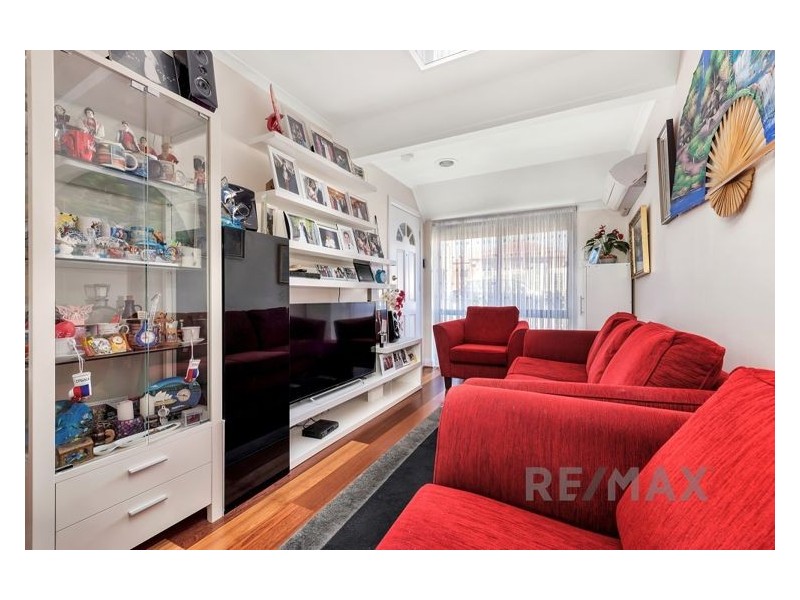 34 Oakwood Avenue, Dandenong North VIC 3175