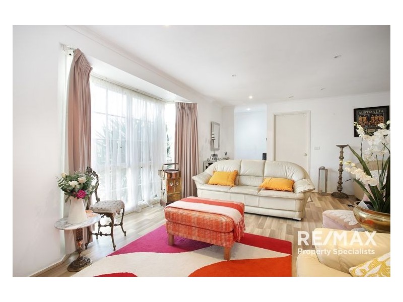 8 Briar Hurst Avenue, Dandenong North VIC 3175