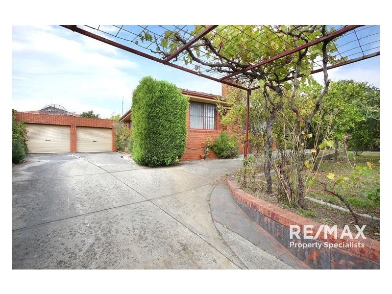 15 Gore Rise, Endeavour Hills VIC 3802