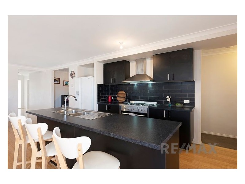 9 Hartleigh Street, Clyde VIC 3978