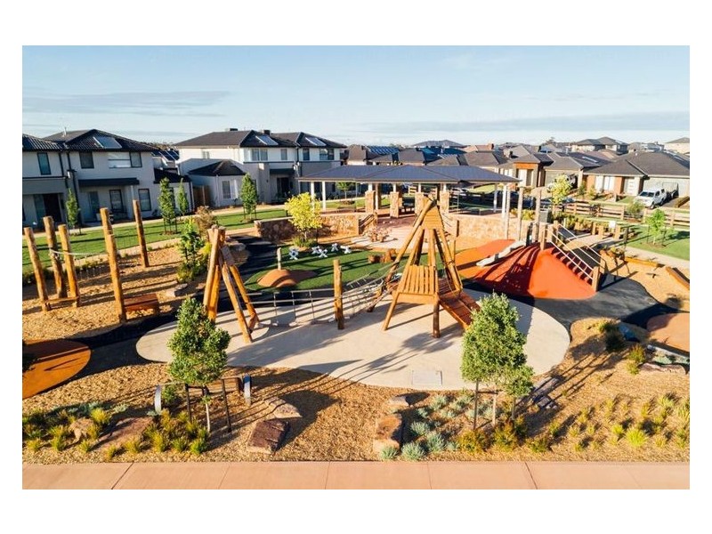 9 Hartleigh Street, Clyde VIC 3978