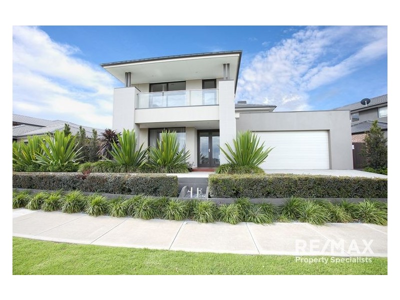 270 Alisma Boulevard, Cranbourne North VIC 3977