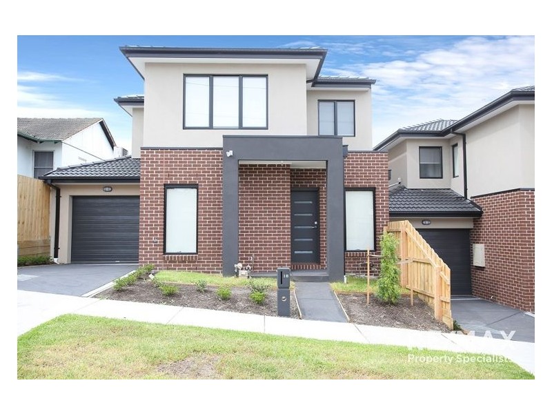 1B Magnolia Grove, Doveton VIC 3177