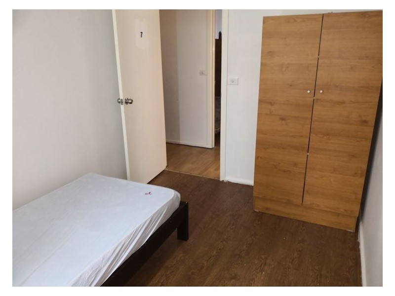 2, 6 & 8/68 Potter Street, Dandenong VIC 3175