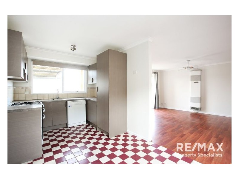 11 Dotterel Close, Doveton VIC 3177