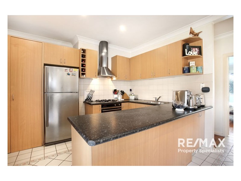 4 Cassia Grove, Frankston VIC 3199