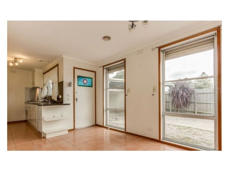 7 Fairbairn Road, Cranbourne VIC 3977