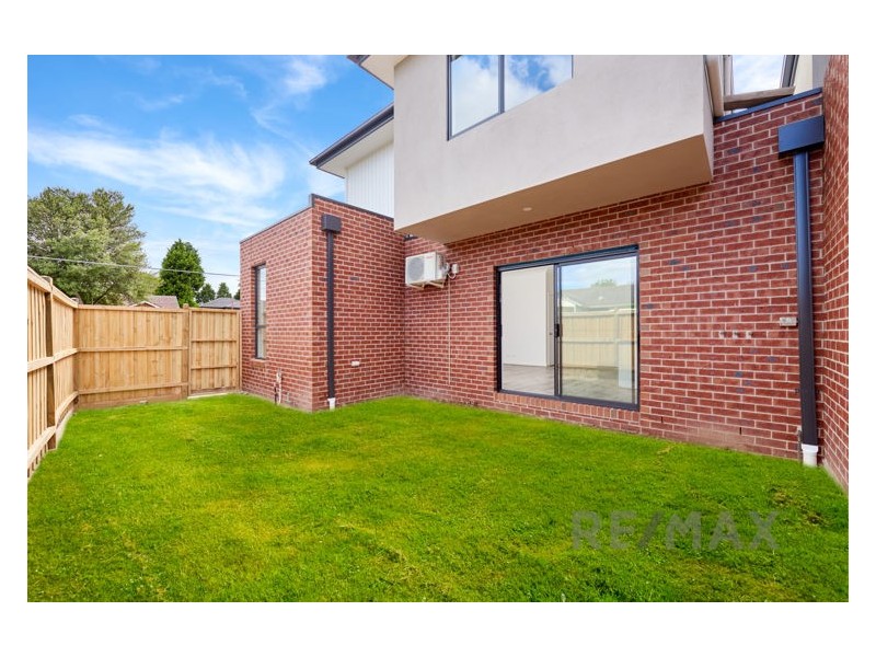12 Deakin Crescent, Dandenong North VIC 3175