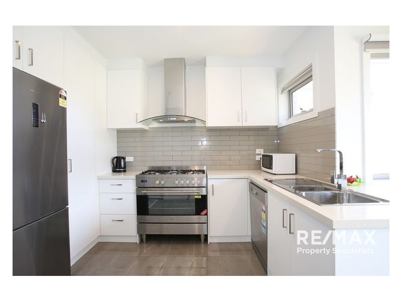 4 Pomeranian Lane, Hallam VIC 3803