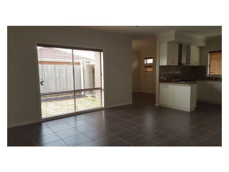 7/12 Stellato Place, Hampton Park VIC 3976