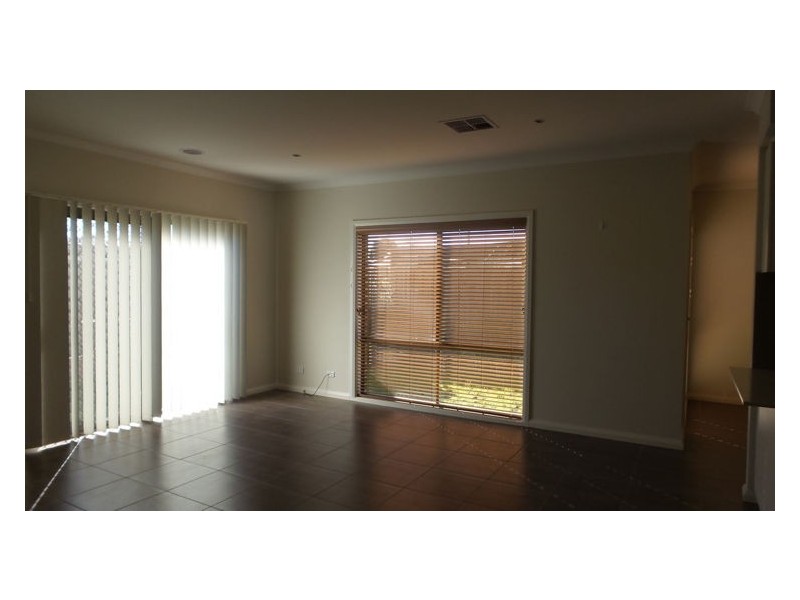 7/12 Stellato Place, Hampton Park VIC 3976