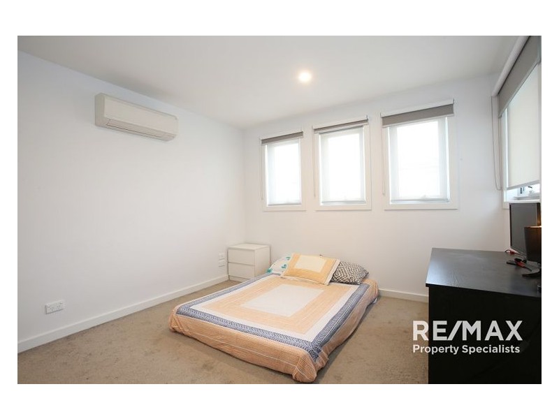 3 Pomeranian Lane, Hallam VIC 3803