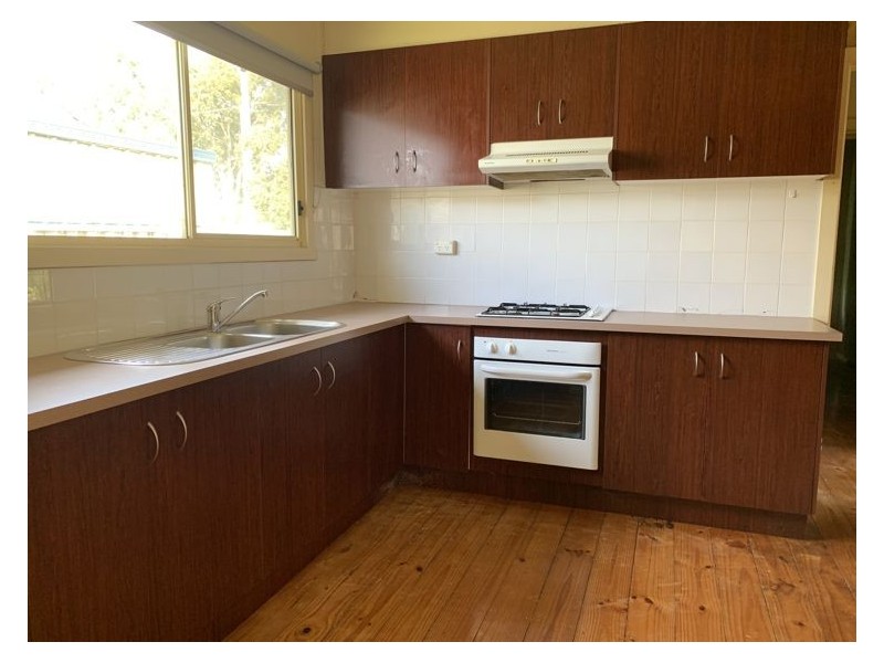 21 Oak Avenue, Doveton VIC 3177