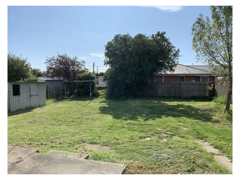 21 Oak Avenue, Doveton VIC 3177