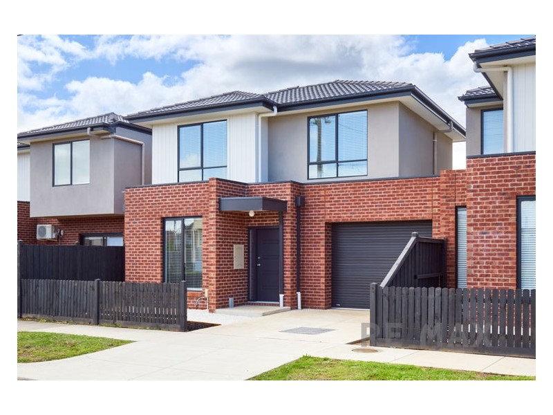 33 Mc Lean Crescent, Dandenong North VIC 3175