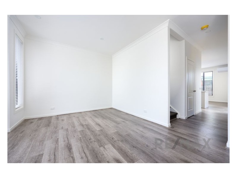 33 Mc Lean Crescent, Dandenong North VIC 3175