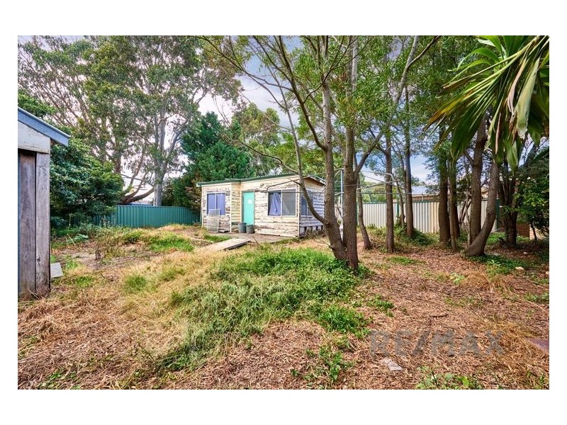 32 Edinborough Street, Hallam VIC 3803