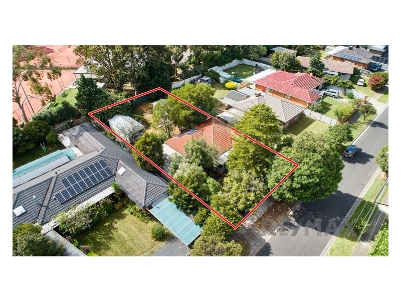 32 Edinborough Street, Hallam VIC 3803