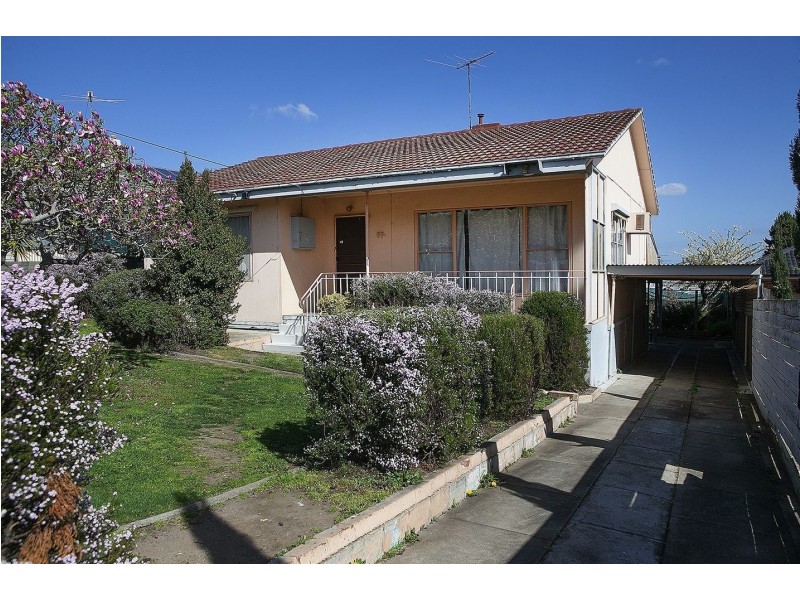 77 Tristania Street, Doveton VIC 3177