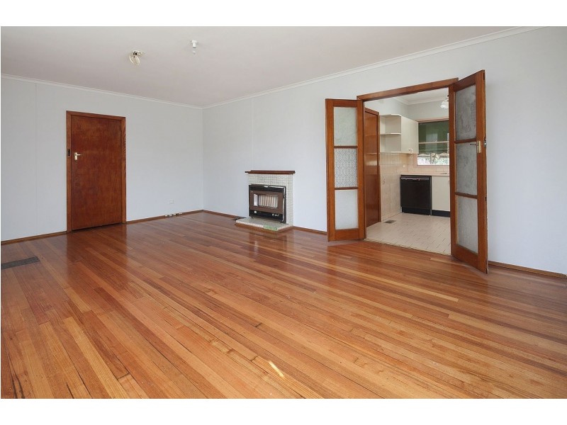 77 Tristania Street, Doveton VIC 3177