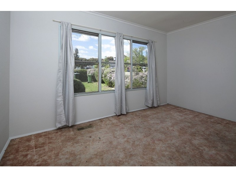 77 Tristania Street, Doveton VIC 3177