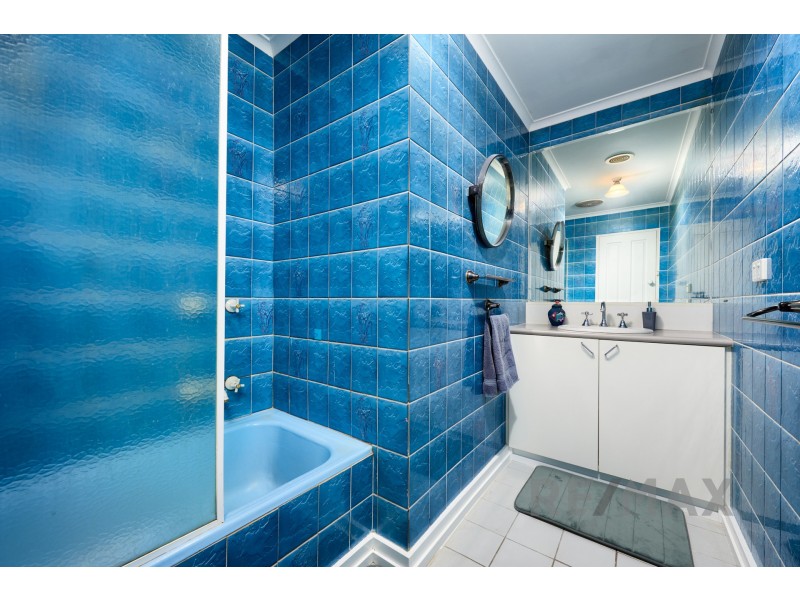 3 Camphor Court, Doveton VIC 3177