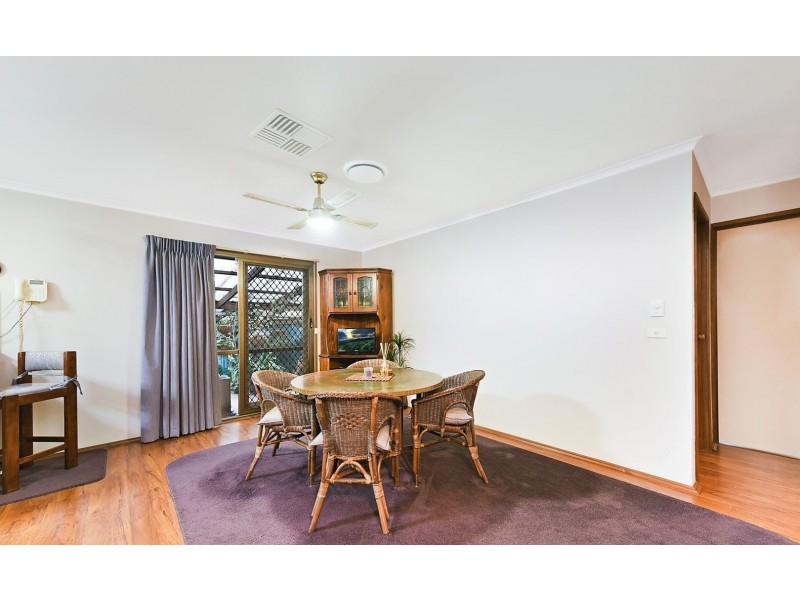 17 Princess Maria Place, Hampton Park VIC 3976