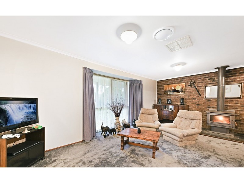 17 Princess Maria Place, Hampton Park VIC 3976