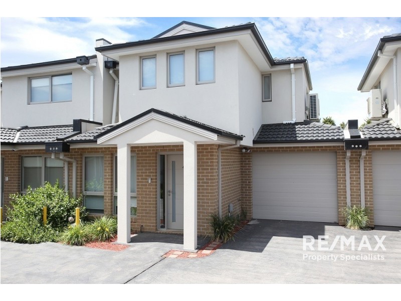 5 Pomeranian Lane, Hallam VIC 3803