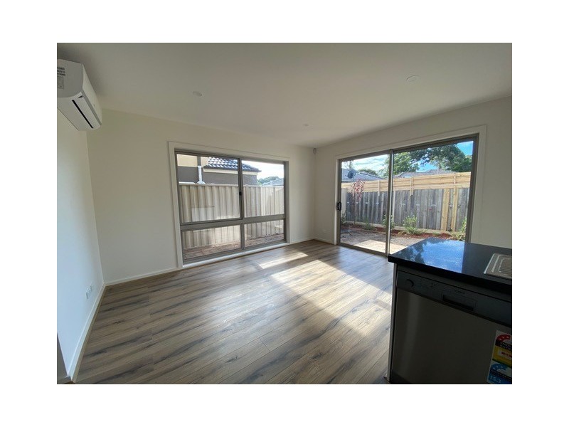 3/110-112 Frawley Road, Hallam VIC 3803