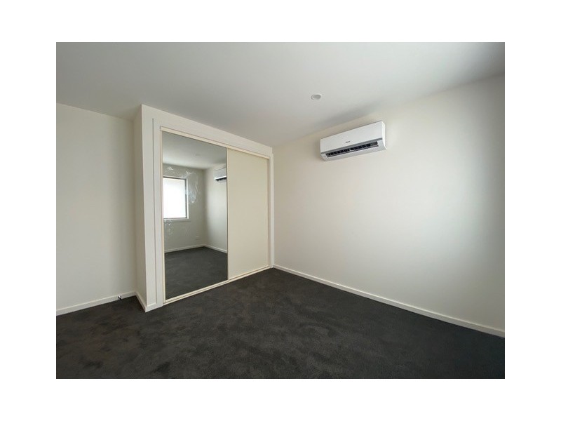 3/110-112 Frawley Road, Hallam VIC 3803