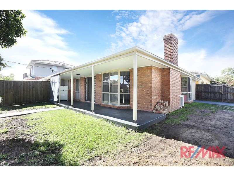 16 Regal Avenue, Hallam VIC 3803