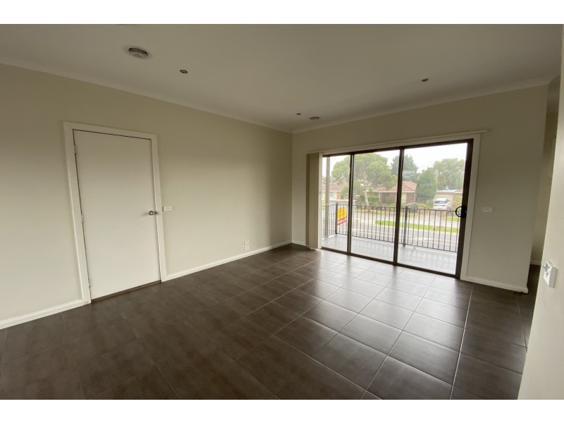 13/12 Stellato Place, Hampton Park VIC 3976