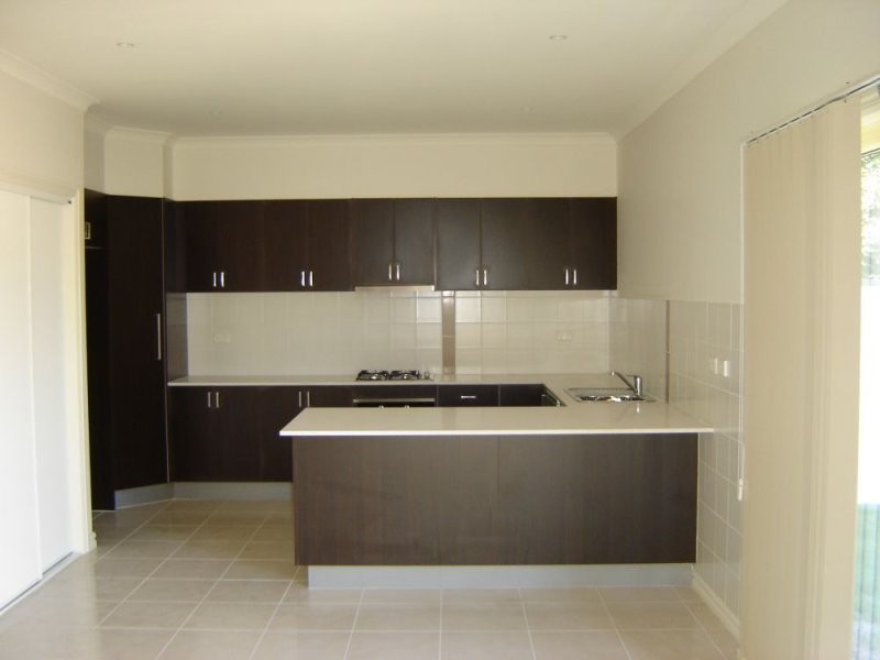 2/1176 Ballarto Road, Cranbourne VIC 3977