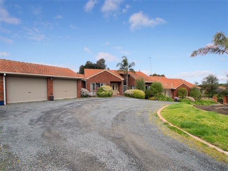 186-188 Hallam North Road, Narre Warren North VIC 3804