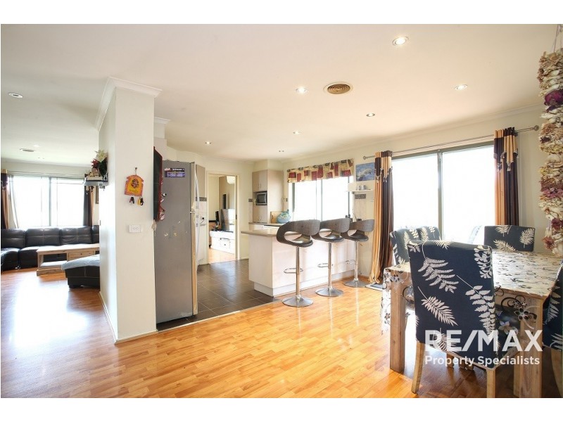 18 Summit Court, Hampton Park VIC 3976