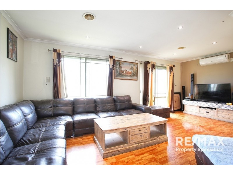 18 Summit Court, Hampton Park VIC 3976