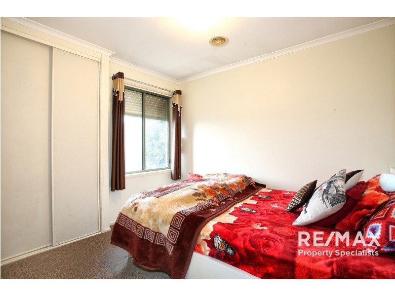 18 Summit Court, Hampton Park VIC 3976