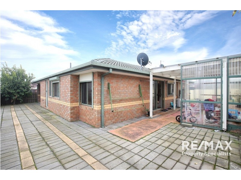 18 Summit Court, Hampton Park VIC 3976