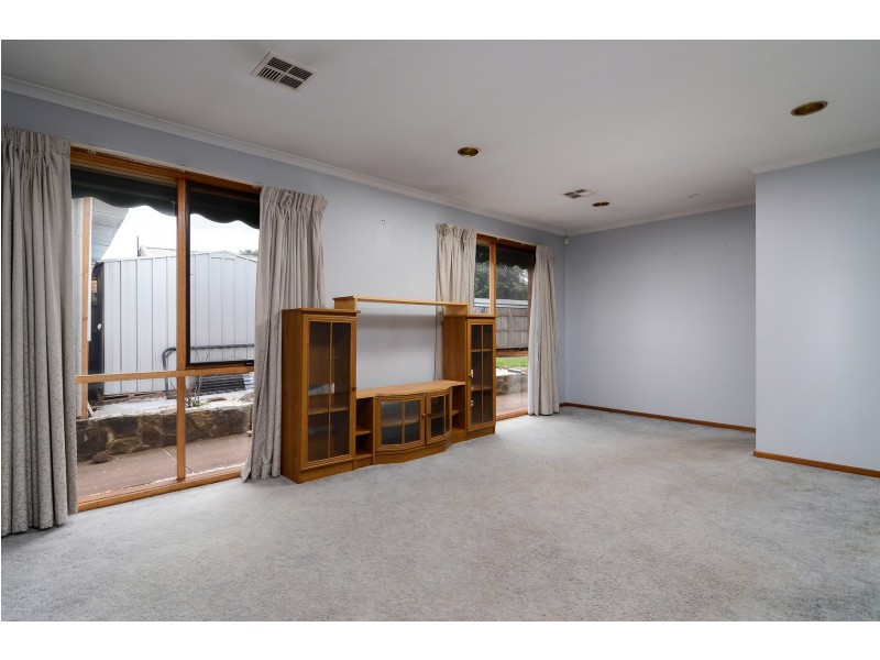 5 Enoch Rise, Hallam VIC 3803