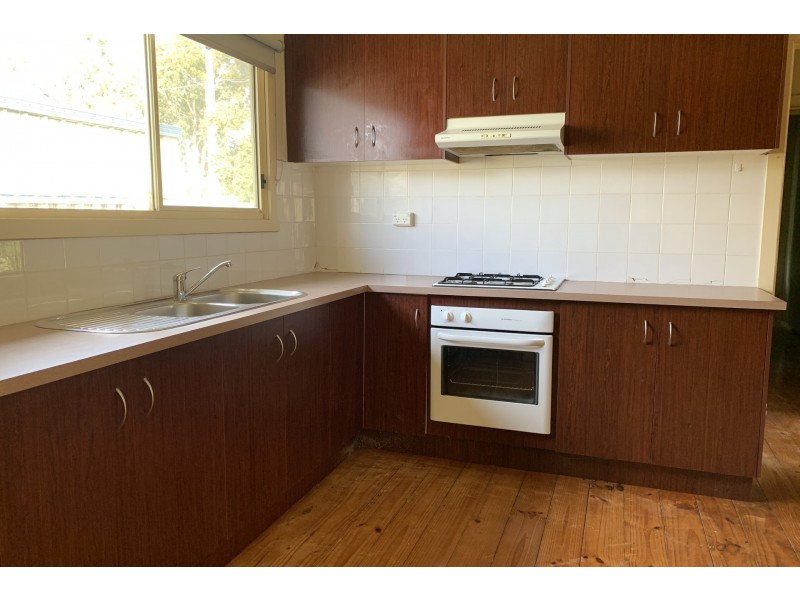 21 Oak Avenue, Doveton VIC 3177