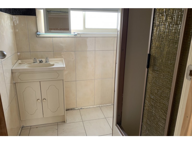 21 Oak Avenue, Doveton VIC 3177