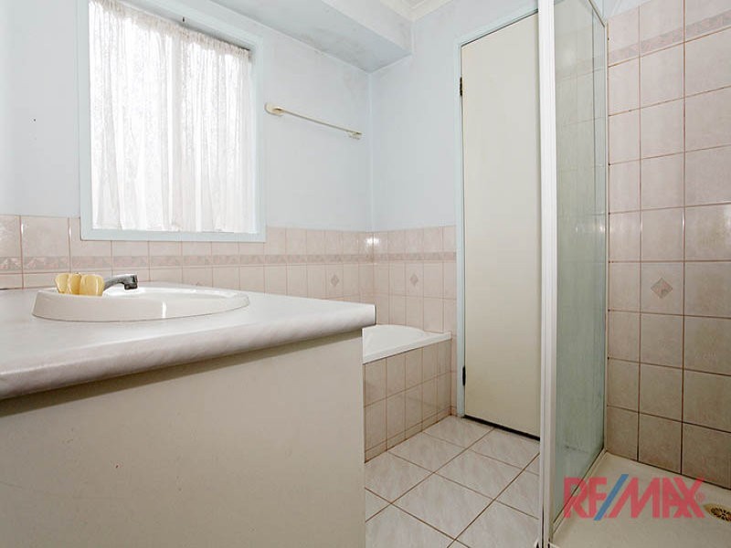 72 Raisell Road, Cranbourne VIC 3977