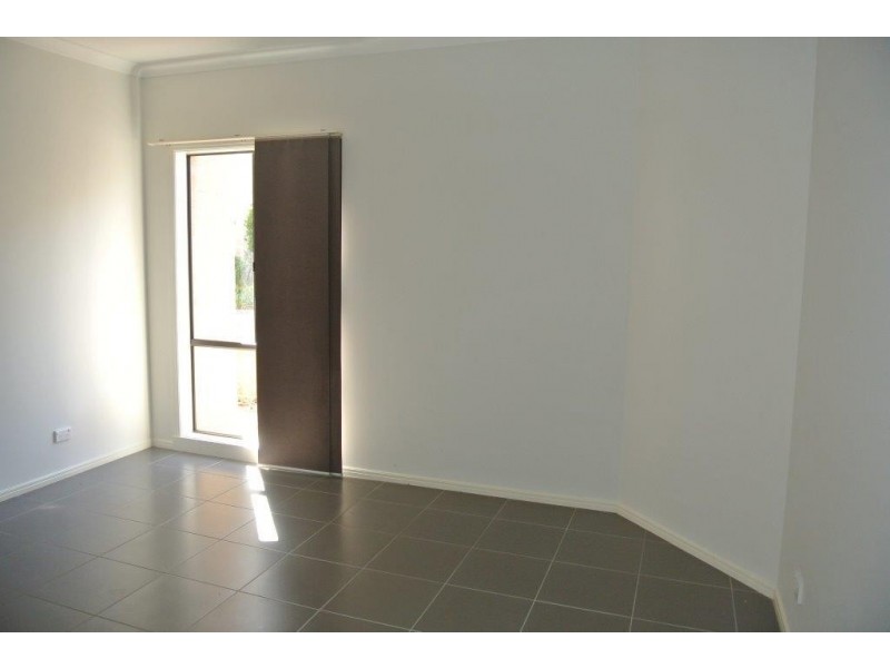 4/2-4 Jolly Street, Dandenong VIC 3175