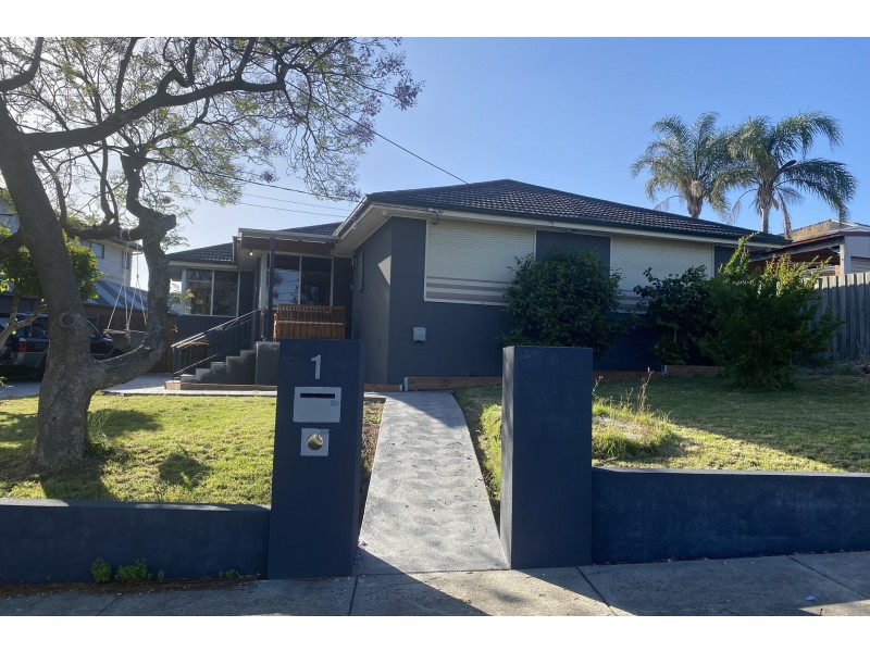 1 Sabine Avenue, Dandenong North VIC 3175
