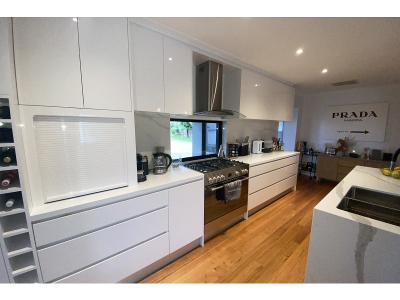 1 Sabine Avenue, Dandenong North VIC 3175