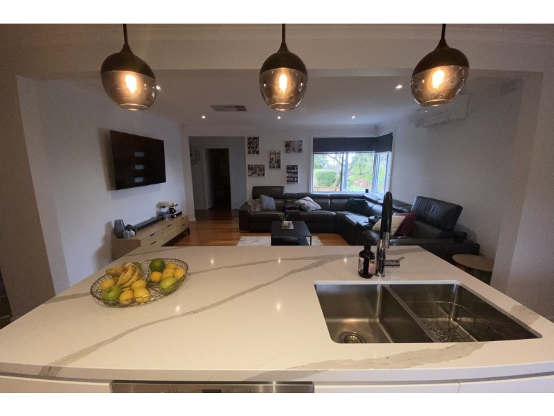 1 Sabine Avenue, Dandenong North VIC 3175